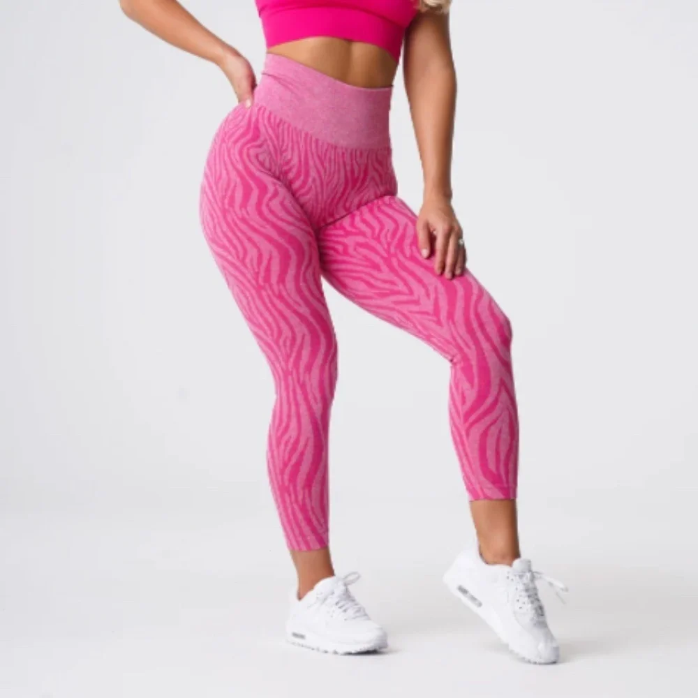 NVGTN Fuchsia Zebra Seamless Leggings - Size Small - Picture 2 of 13